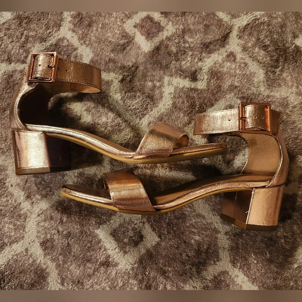 Carvela Kurt Geiger Rose Gold 2.5 Inch Strappy Block Heels Buckle Closure Sz 37 - Picture 5 of 11